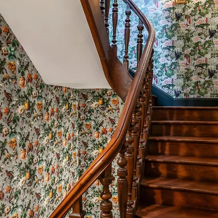 מלון דירות Smart Republique 3*