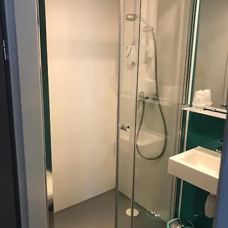 Apartahotel Smart République 3*